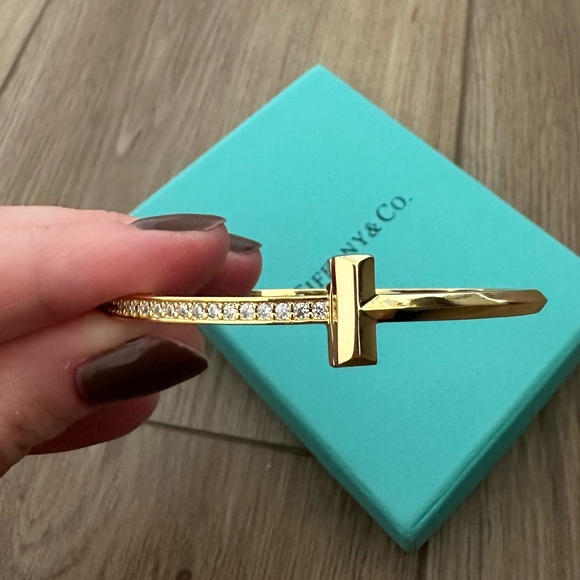 Tiffany inspired gold plated bangle - Picture 7 of 7